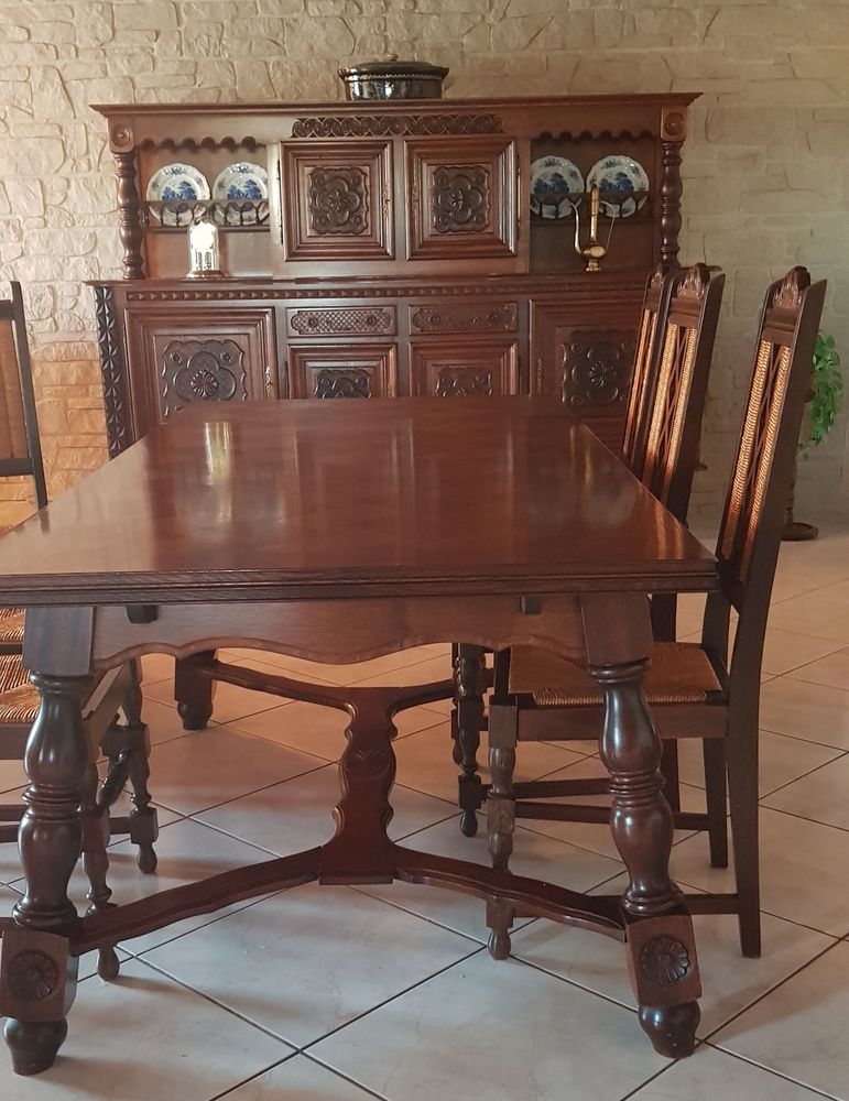 TABLE A MANGER 80 Bouin (85)