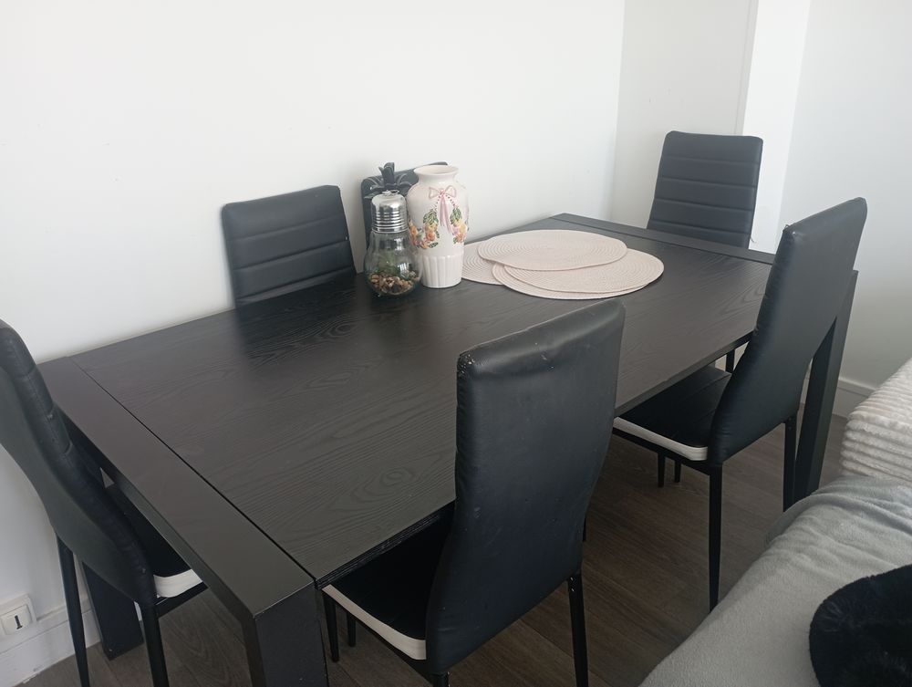 table a manger 65 La Fert�-Bernard (72)