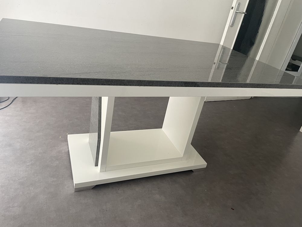 Table � manger 400 Argenteuil (95)