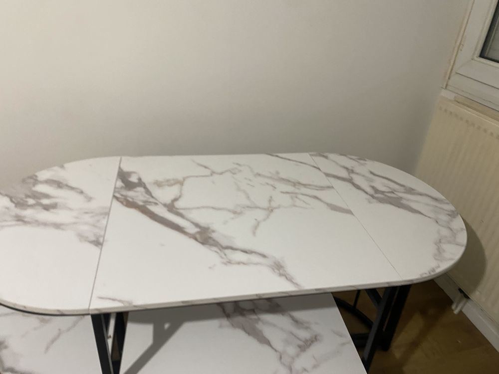 table �  manger 250 Poitiers (86)