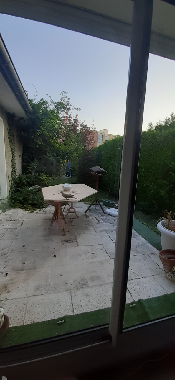 Gde table marbre et pieds table bistrot 70 �zanville (95)