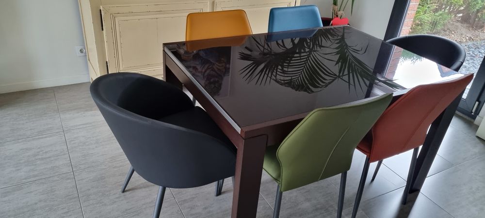 table SAM de marque Calligaris 350 Vendeville (59)