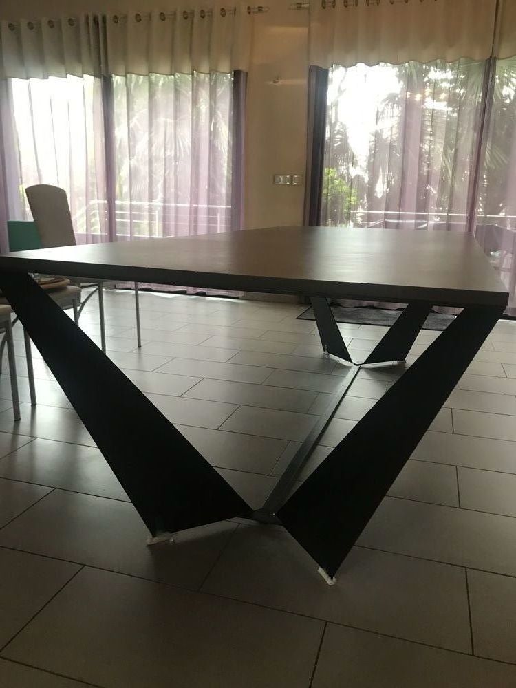 Table de marque Triss mod�le Furtive 0 Bry-sur-Marne (94)