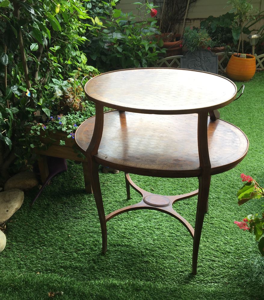 Table � th� marquet�e 120 La Seyne-sur-Mer (83)