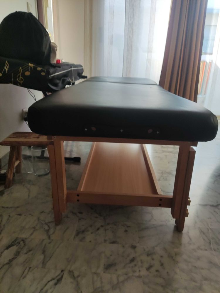 Table de massage 50 Nice (06)