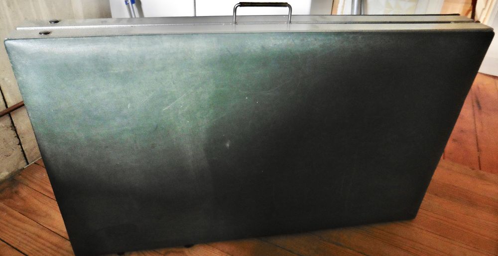 table de massage 100 Rouen (76)