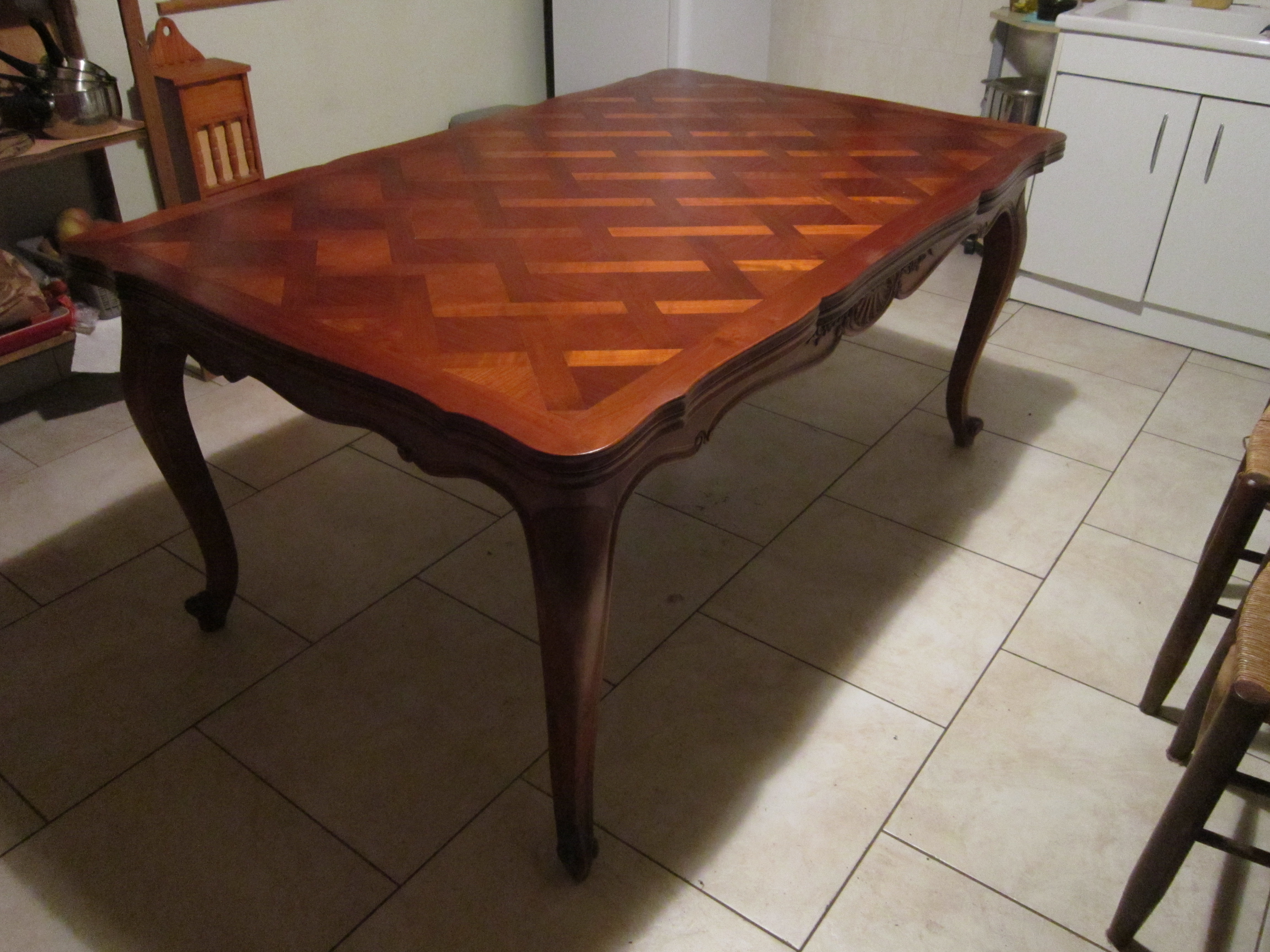 TABLE EN MERISIER MARQUET�E 250 Le Blanc (36)