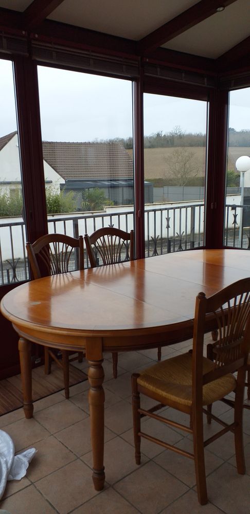 TABLE MERISIER
0 Merfy (51)