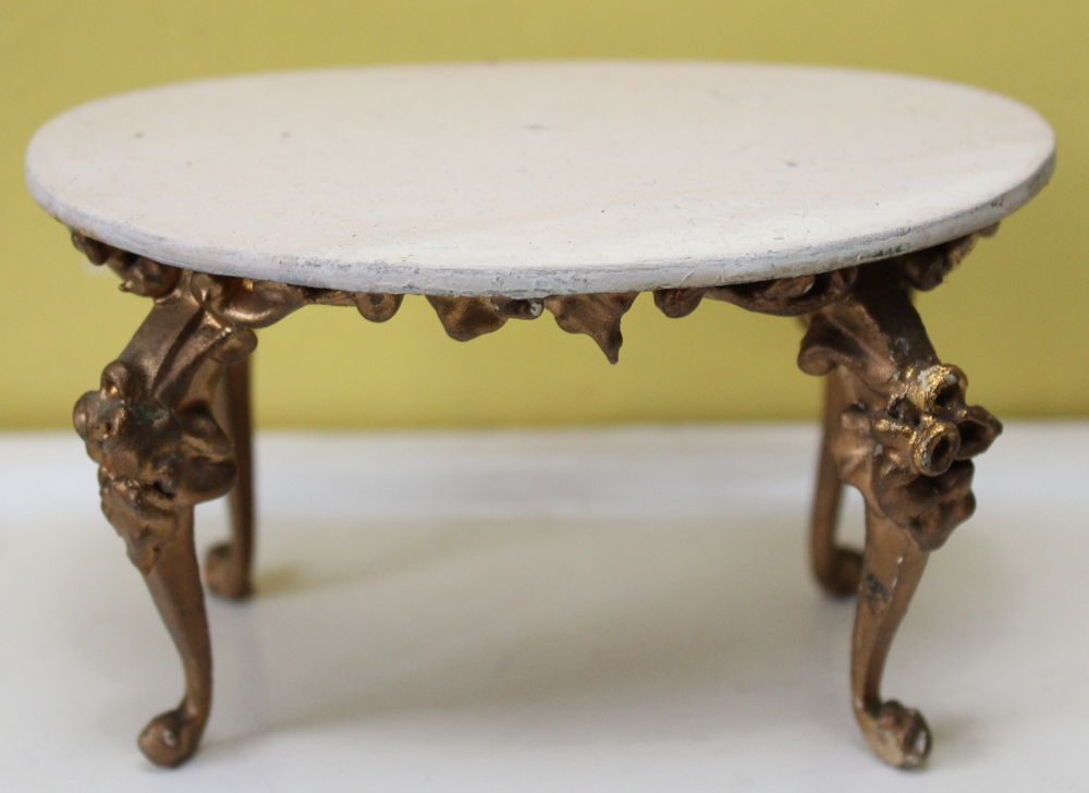 Table miniature Maison de poup�e ancienne Rudolf Sz�lasi 20 Issy-les-Moulineaux (92)