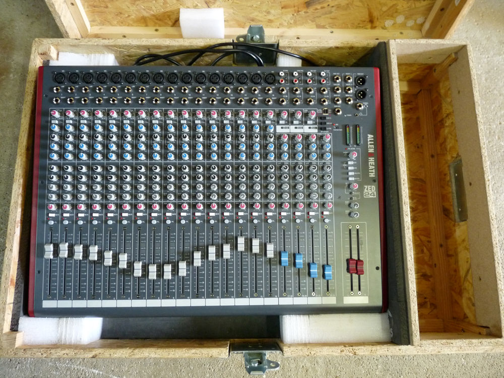 Table mixage Allen et Heath Z24 garanti un an 450 Narbonne (11)