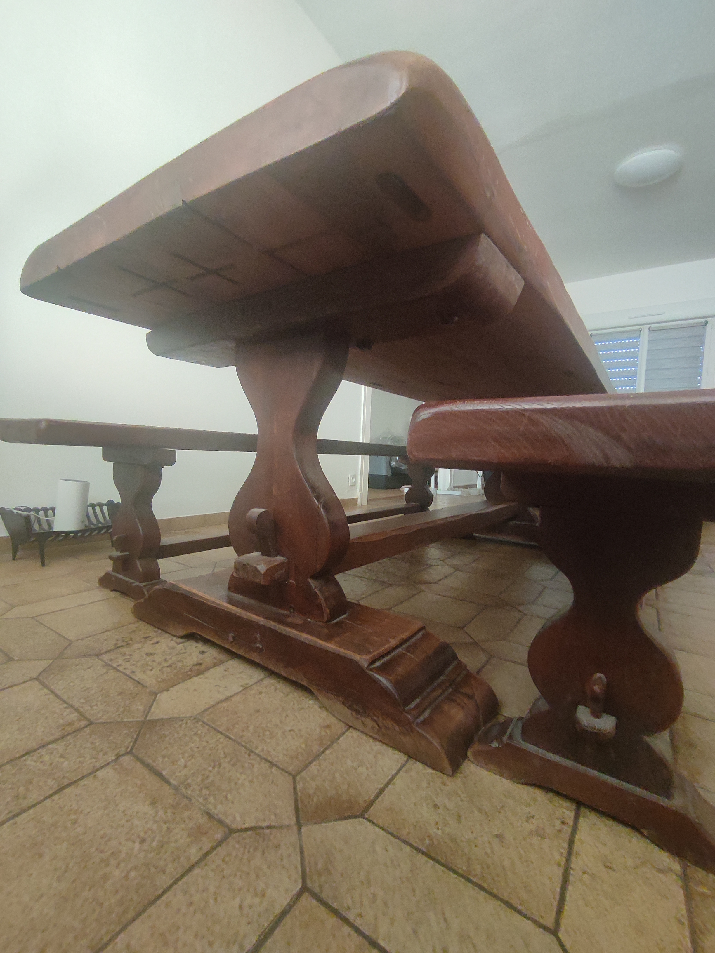 Table monast�re 700 Pauillac (33)