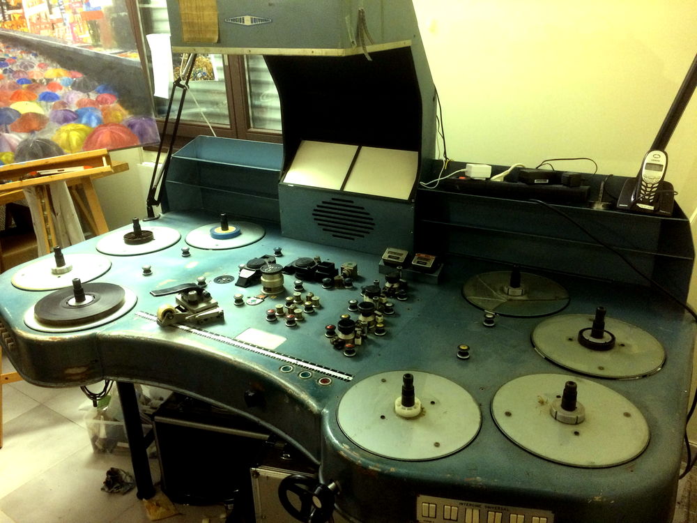 Table de montage professionnel INTERCIN�  16mm 700 Verri�res-le-Buisson (91)