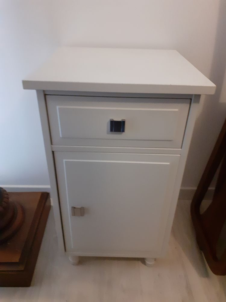 Table de nuit blanche Ikea 40� 40 Blanquefort (33)