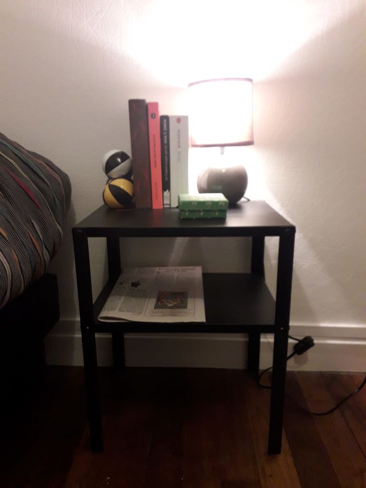 Table de nuit, de chevet 8 Lorient (56)