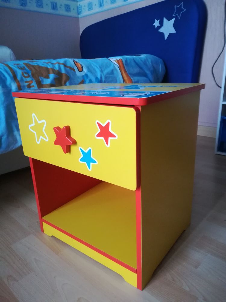  table de nuit enfant 25 Les Ulis (91)