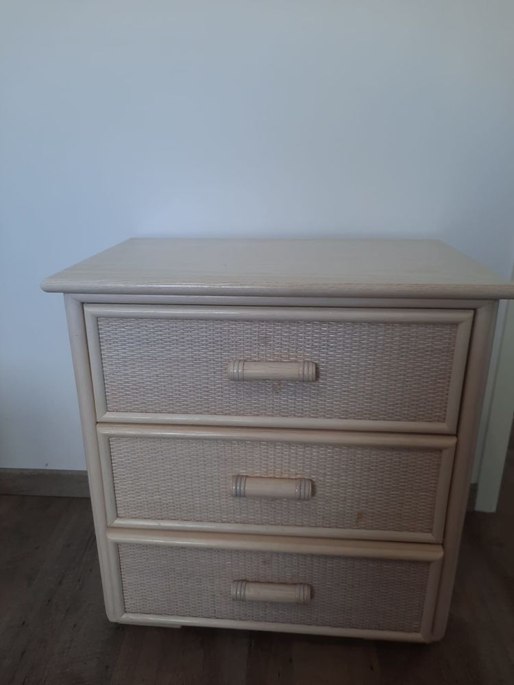 Table de nuit en osier avec tiroirs int�gr�s 100 Saint-L� (50)