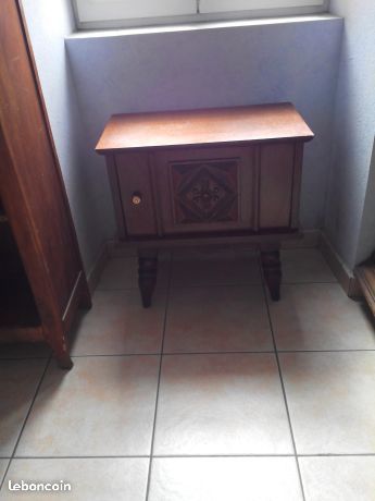 table de nuit 20 Alen�on (61)