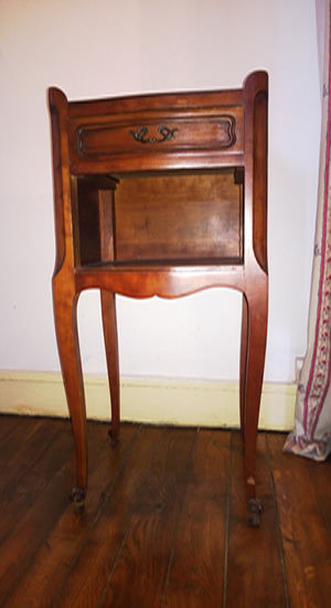 table de nuit 15 L'�le-Saint-Denis (93)