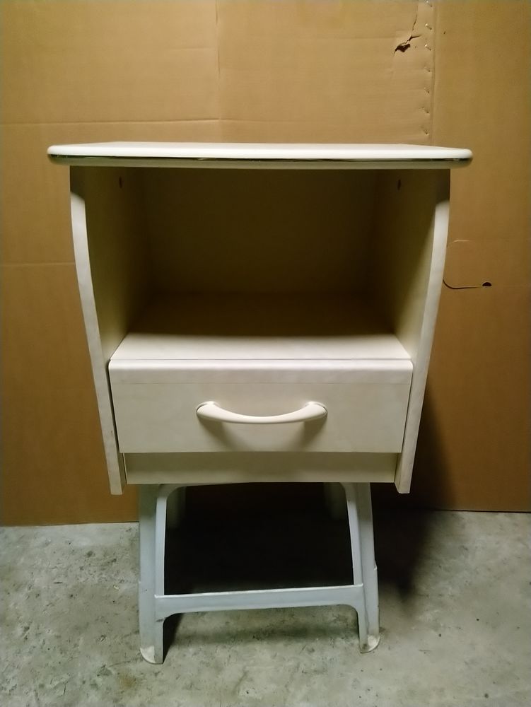 Table de nuit 20 Mercurol (26)