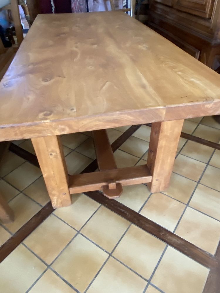 Table en orme massif 800 Pornic (44)