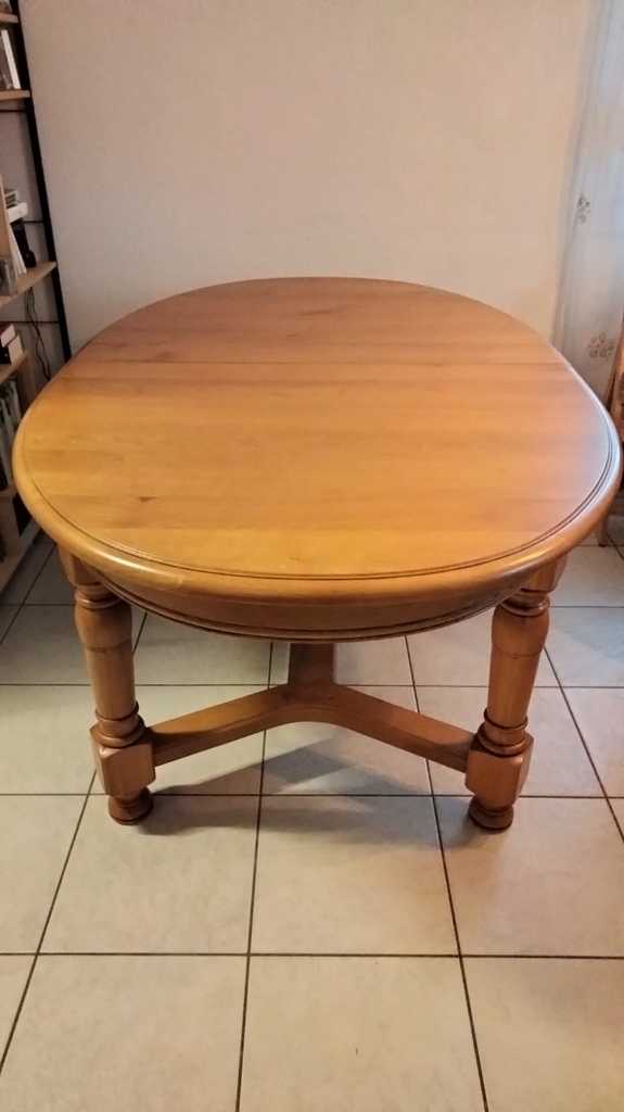 Table OVALE Bois Clair 300 Bartenheim (68)