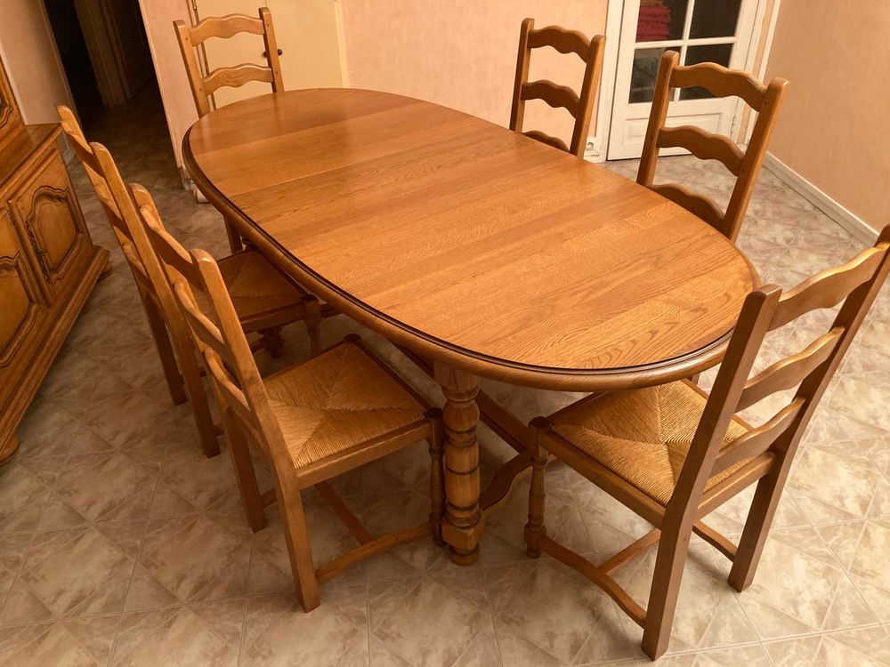 Table ovale extensible (2 rallonges) en bois massif 330 Drancy (93)