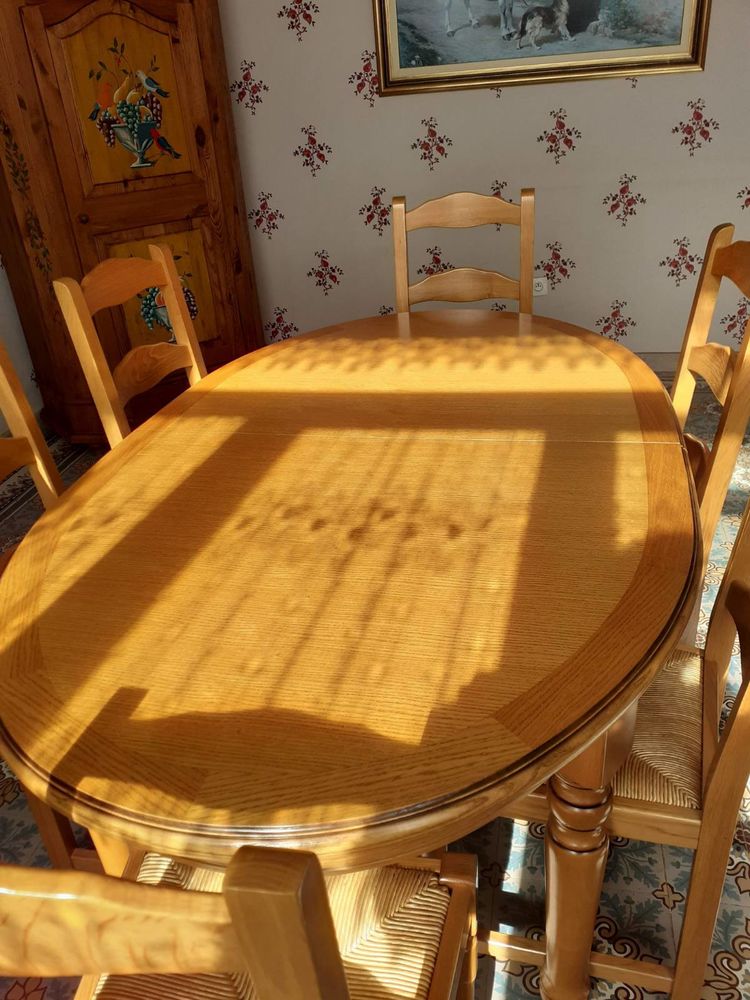 Table ovale de qualit� en ch�ne avec rallonge suppl�mentaire 500 Aire-sur-la-Lys (62)
