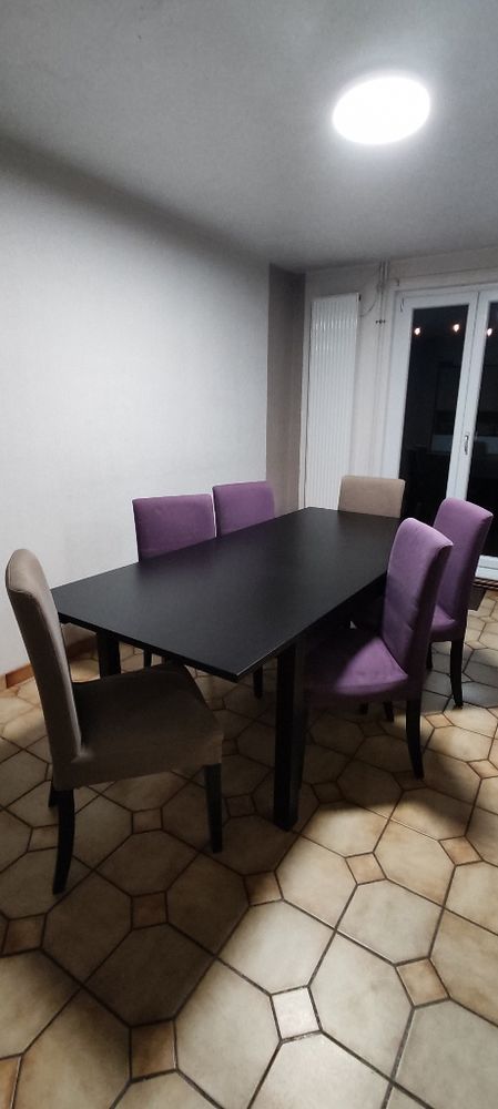 Table 8/10 pers + 6 chaises ikea 120 � 120 Wolfisheim (67)