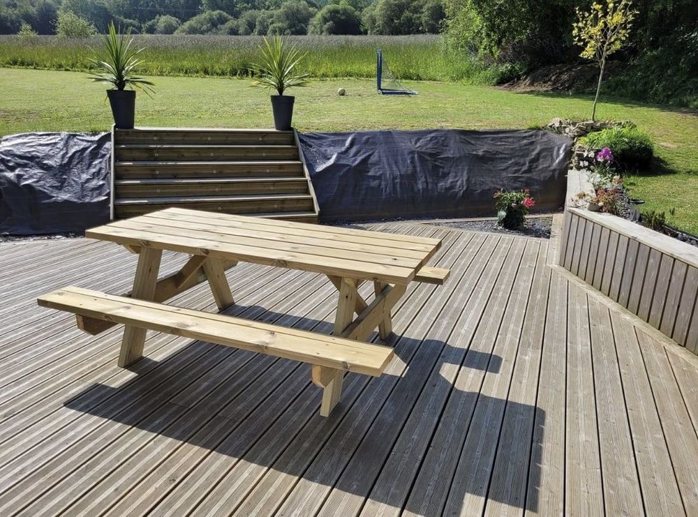 Table de pique nique 240 Plomodiern (29)