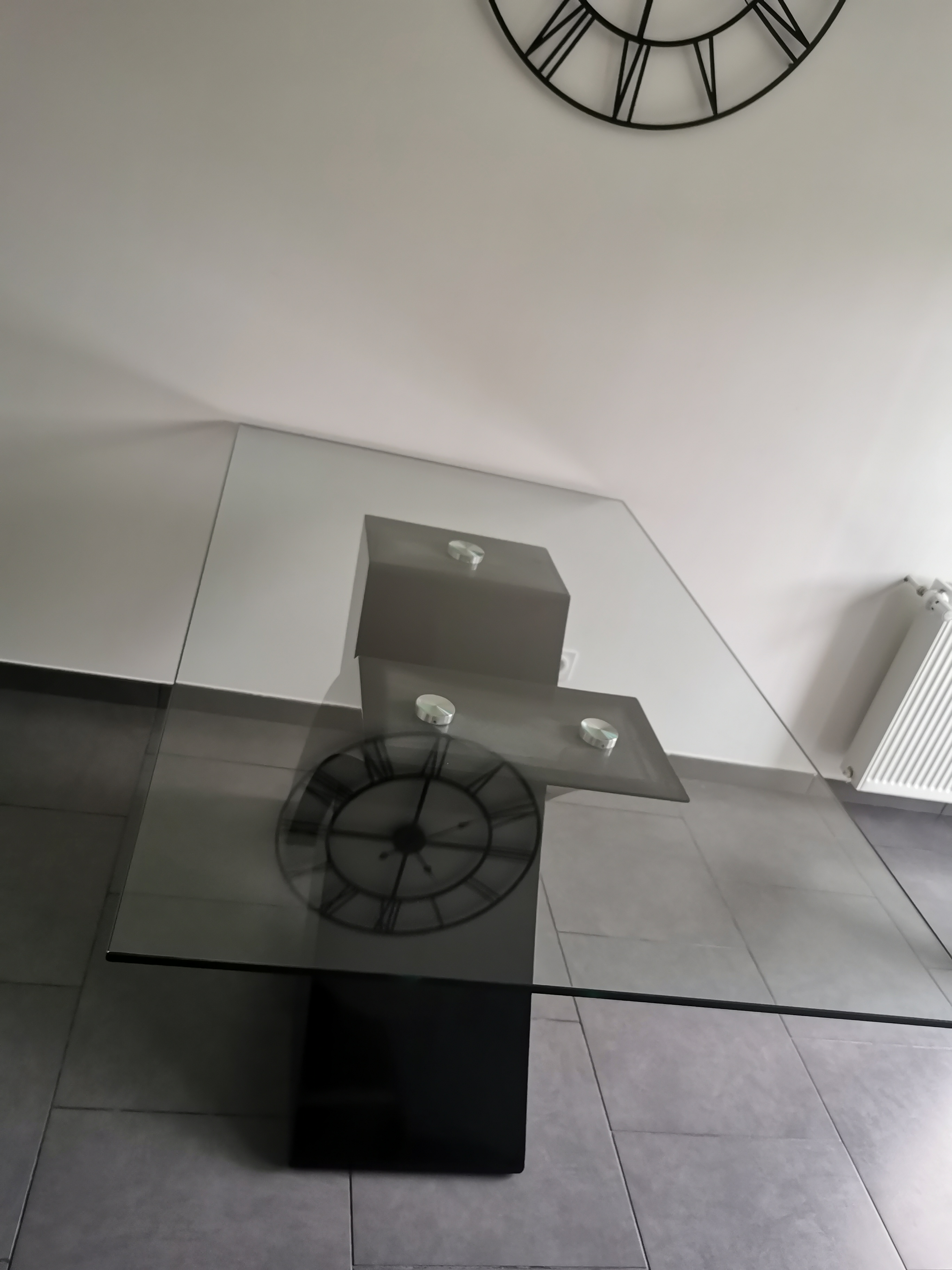 Table plateau en verre. 120 Gien (45)