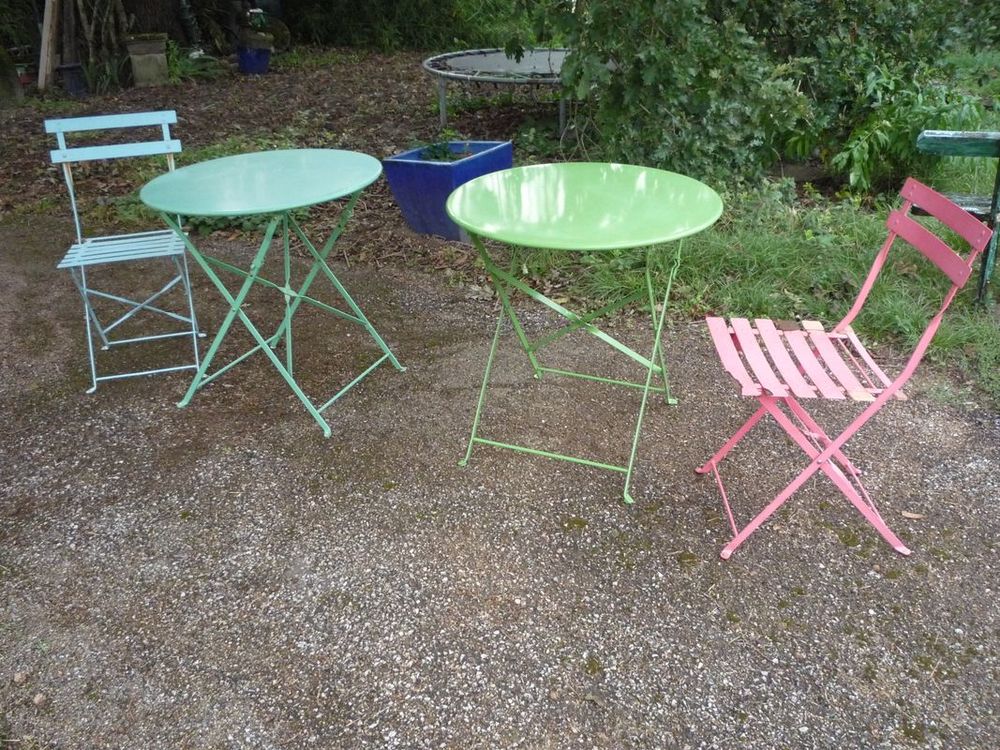 Table fer pliante laqu�/chaise 45 Castres (81)