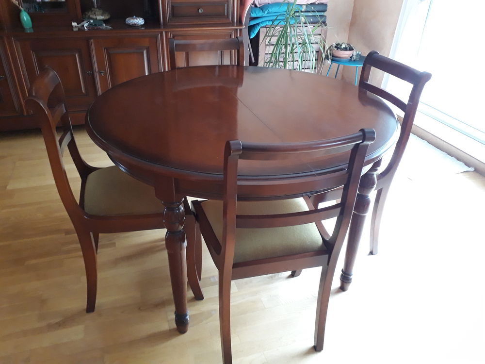 table plus chaises merisier massif 150 Poissy (78)