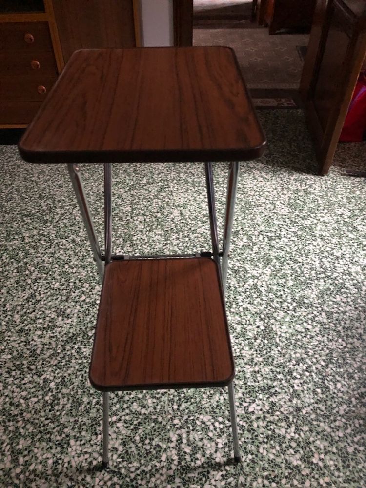 TABLE POUR PROJECTEUR 0 Trith-Saint-L�ger (59)