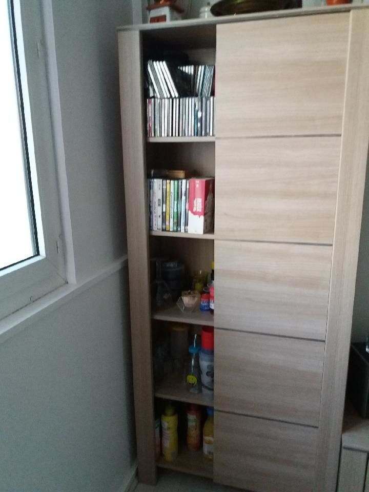 table pour t�l� et armoire de rangement en bois 130 Saint-Germain-en-Laye (78)