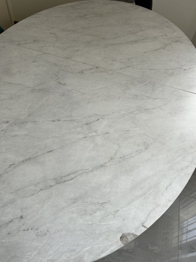 Table � rallonge effet marbre 200 Tremblay-en-France (93)