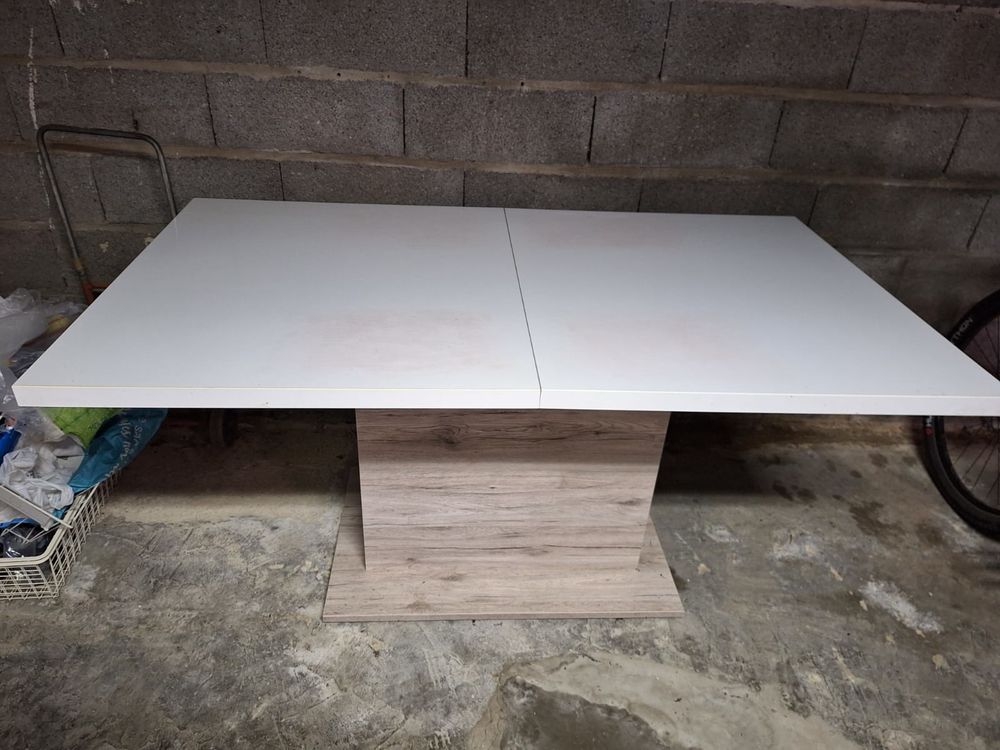 Table rallonges int�gr�s+ 6chaises 120 Plo�rmel (56)