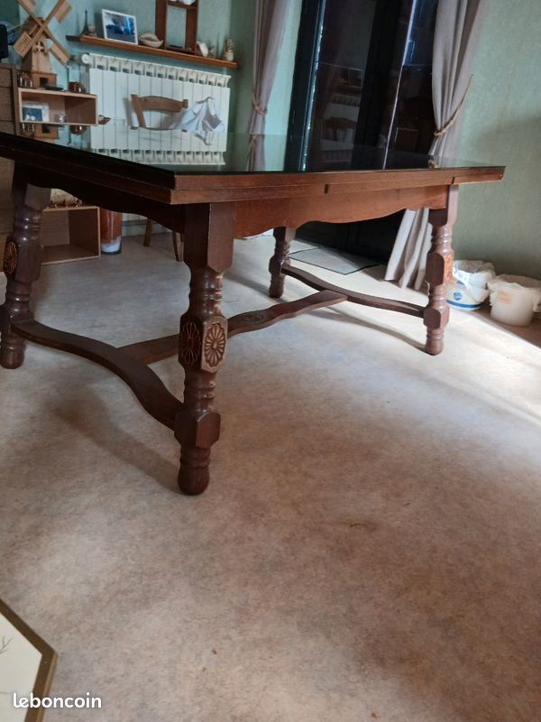 Table rectangulaire avec verre. 80 Clairvaux-d'Aveyron (12)