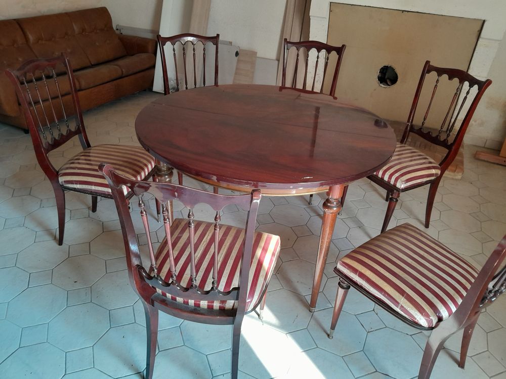 Table R�gency + 6 chaises 100 Saint-Pey-de-Castets (33)