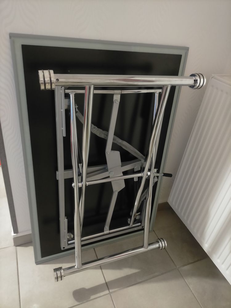 TABLE RELEVABLE 150 M�con (71)