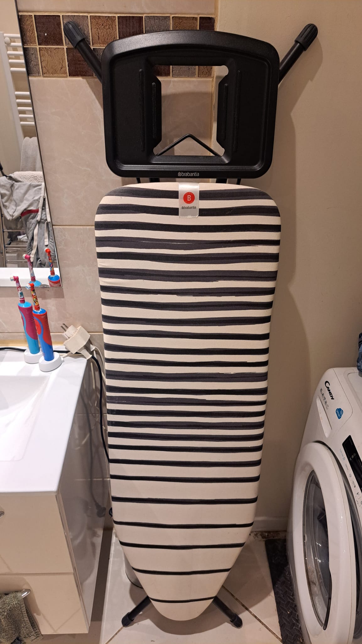 Table repassage Brabantia 80 La Ciotat (13)