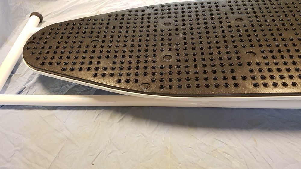 table �  repasser aspirante soufflante:LEIFHEIT 200 Saint-Florent-sur-Cher (18)