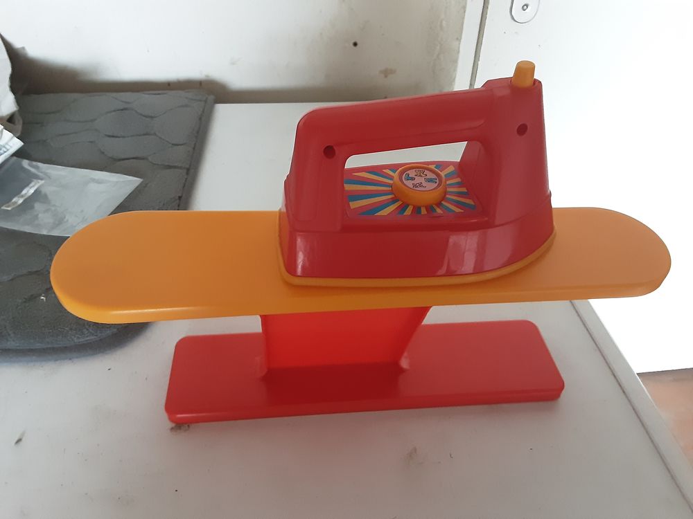 Table et fer � repasser portable 2 Mauves (07)