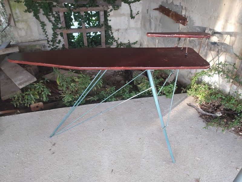 Table � Repasser Vintage Marque Libellule ann�es 60
0 Loches (37)