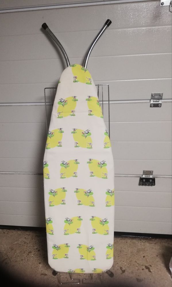 TABLE A REPASSER 15 Montanay (69)