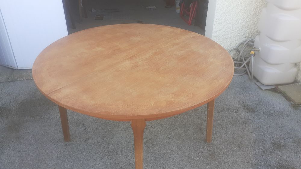 table ronde de 118cm de diametre 55 Les Sables-d'Olonne (85)