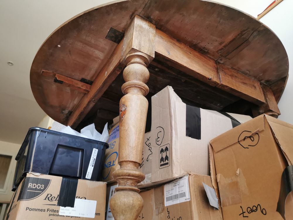 table ronde en ch�ne 150 La Tour-d'Aigues (84)