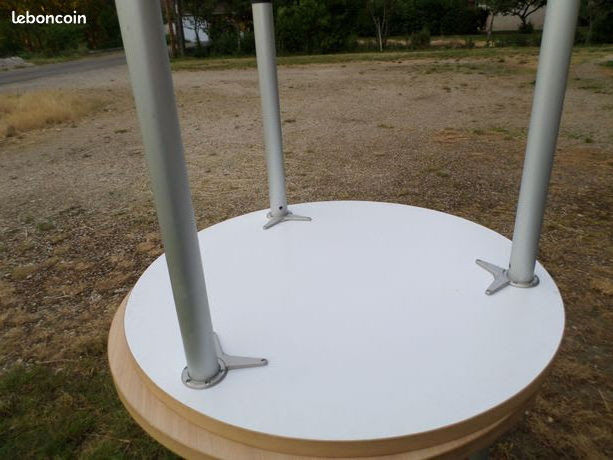 table ronde.diam 110cm 40 Chamblay (39)