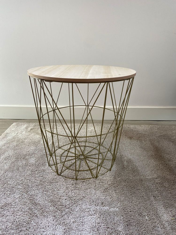 Table ronde effet bois et dor�e ? Tr�s bon �tat 10 Lille (59)