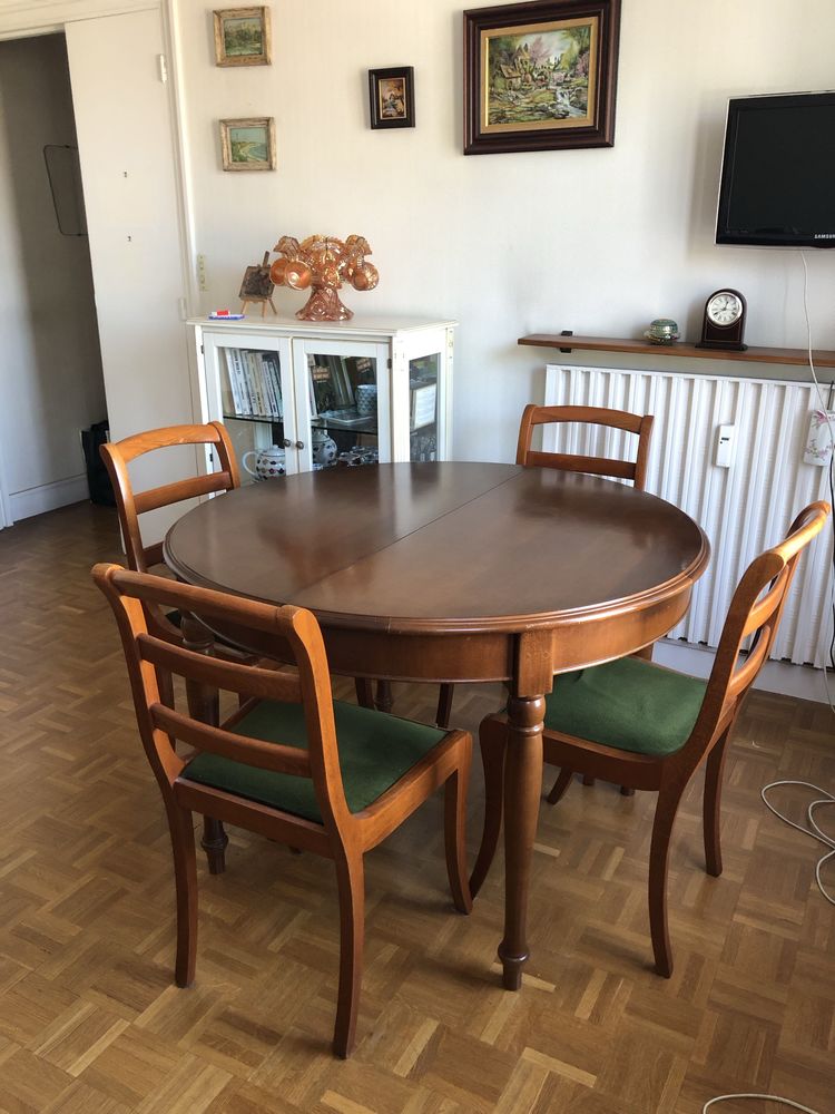 Table ronde merisier et chaises style Louis Philippe 500 Enghien-les-Bains (95)