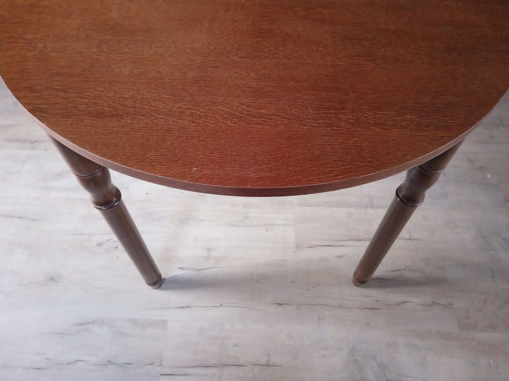 Table ronde sans plateau 40 Saint-Clair-du-Rh�ne (38)